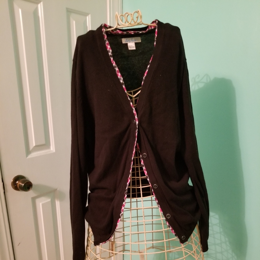 Golf sweater black with pink accent